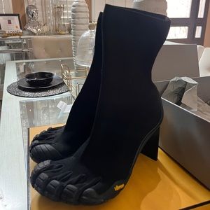 Fashion week balenciaga heels never worn seen on jayda Wayda /dream doll Cardi b